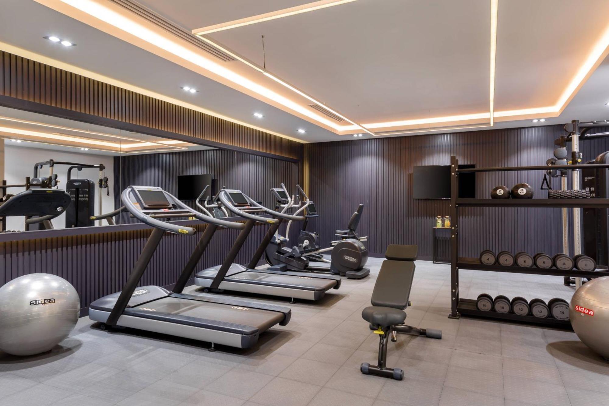 Courtyard By Marriott Tashkent Hotel Luaran gambar