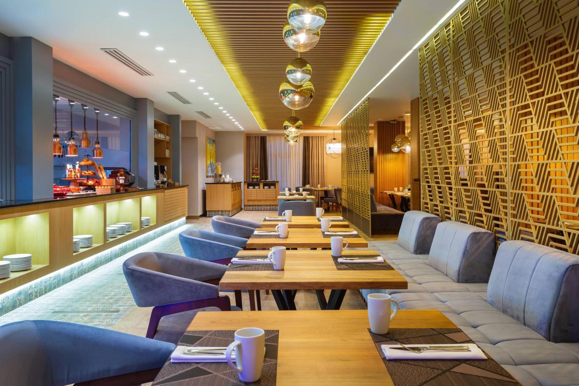 Courtyard By Marriott Tashkent Hotel Luaran gambar