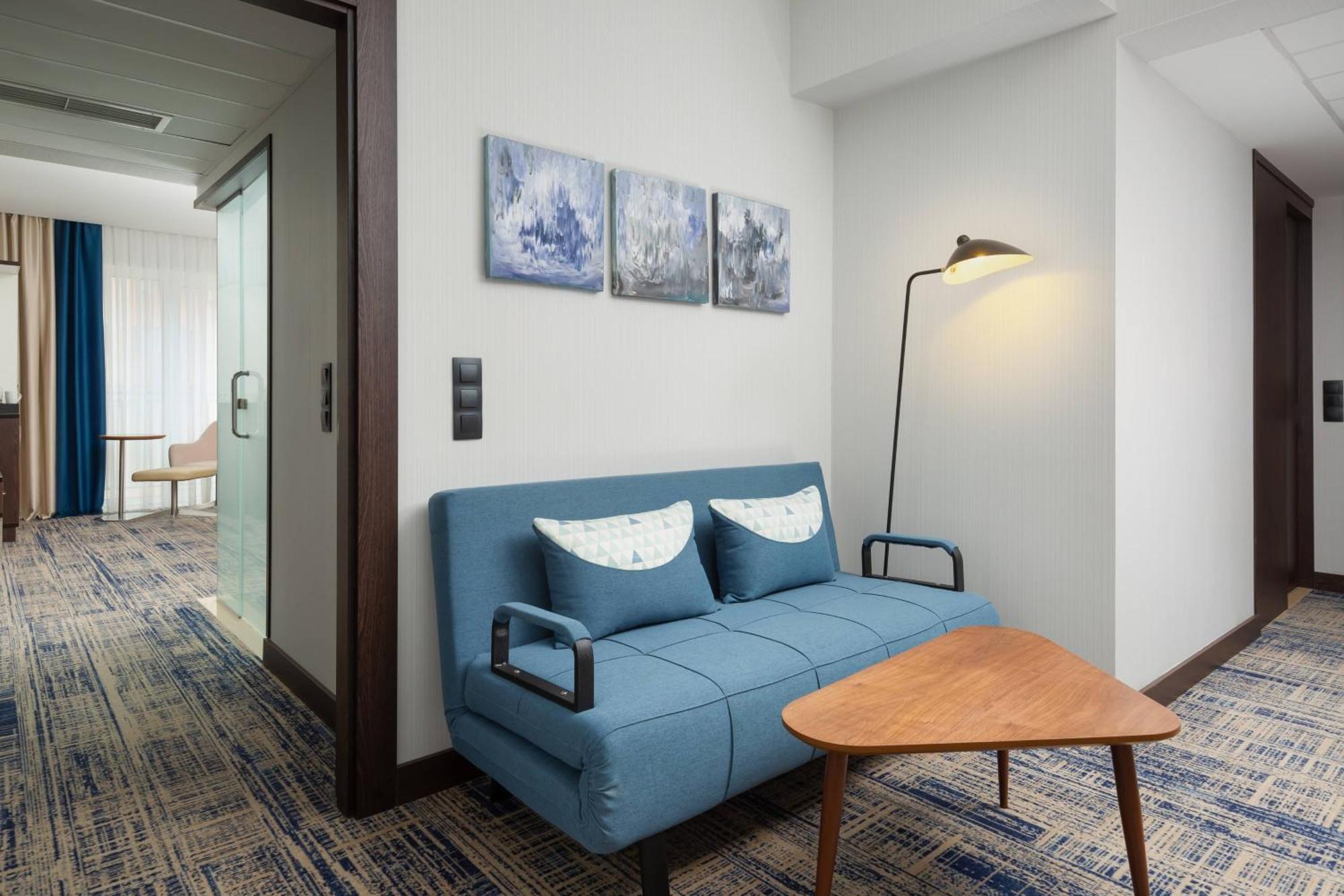 Courtyard By Marriott Tashkent Hotel Luaran gambar