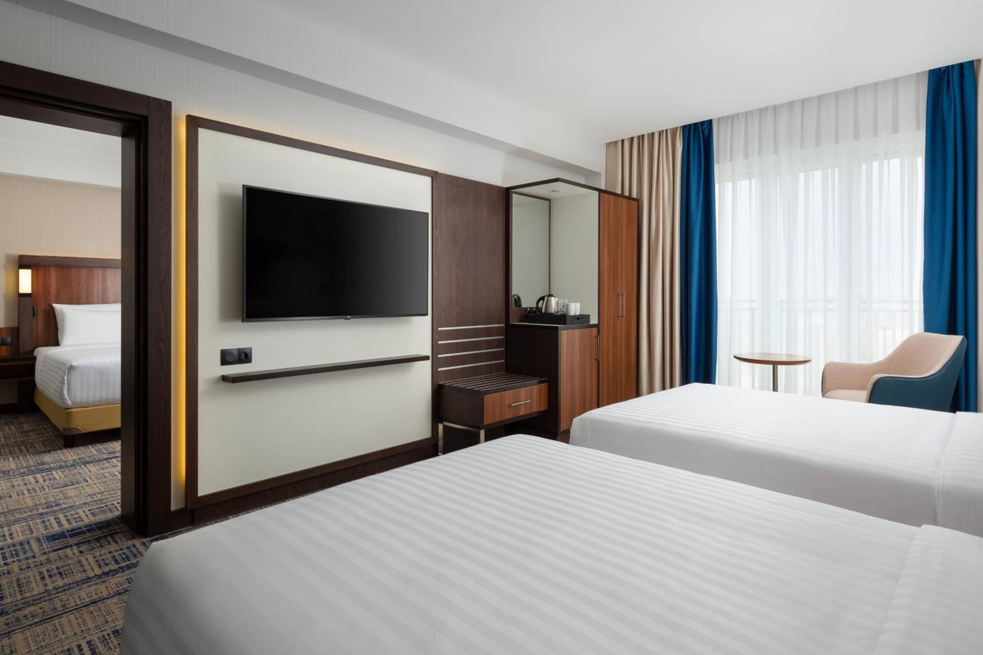 Courtyard By Marriott Tashkent Hotel Luaran gambar